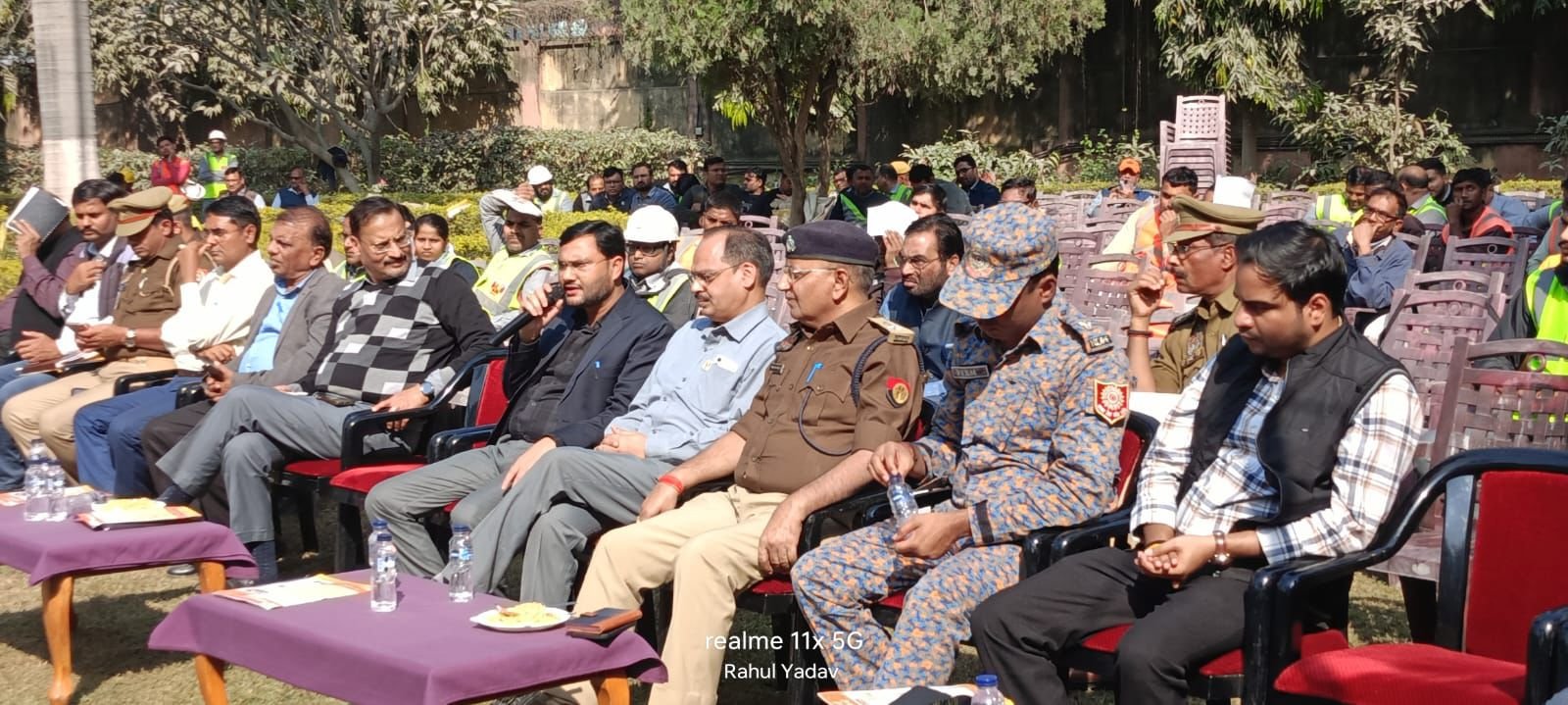 11वीं बटालियन एनडीआरएफ वाराणसी  के 30 सदस्यों द्वारा अल्ट्रा सीमेंट फैक्ट्री के कैंपस में मॉक ड्रिल का किया गया आयोजन।