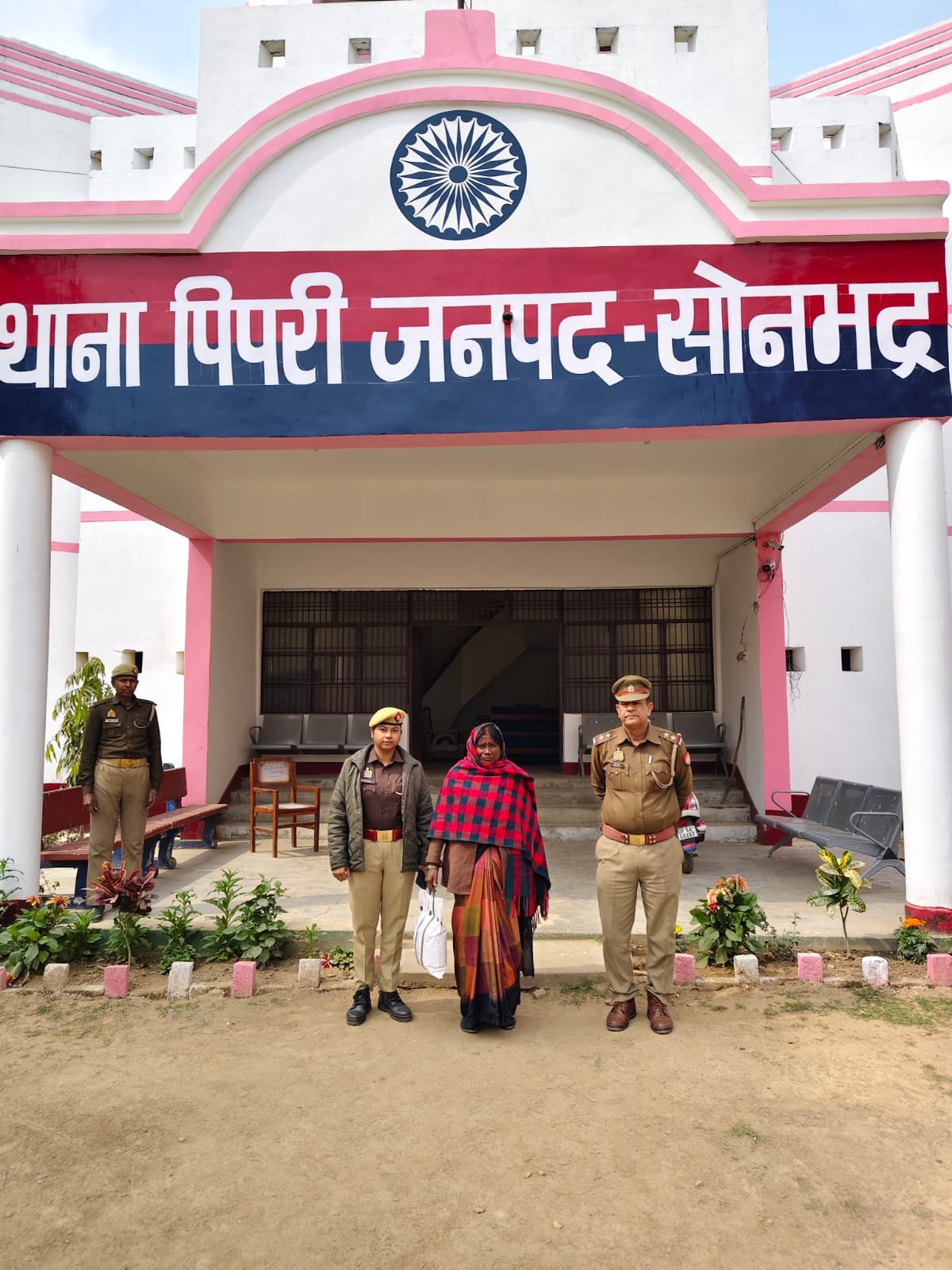 पिपरी पुलिस ने 1किलो 198 ग्राम अवैध गाँजा पकड़ा:एक आरोपी निर्मला देवी अभियुक्त गिरफ्तार