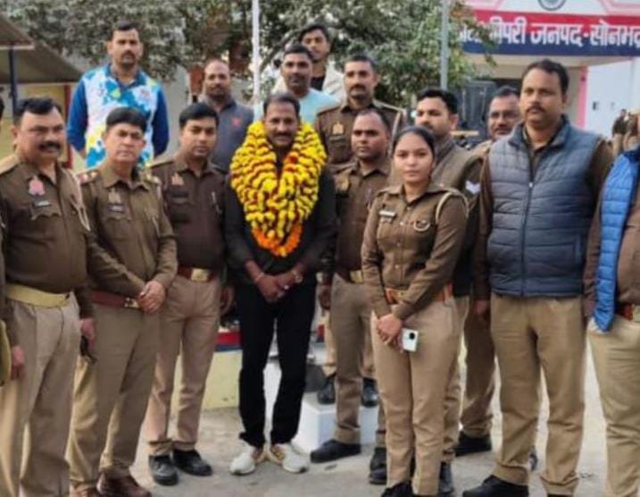 पिपरी थाना प्रभारी श्री सत्येंद्र राय का हुआ स्थानांतरण। पत्रकार संघ द्वारा दी गई भावभीनी विदाई।